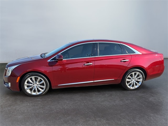 Used 2016 Cadillac XTS Luxury Collection with VIN 2G61M5S38G9126591 for sale in Danville, IL