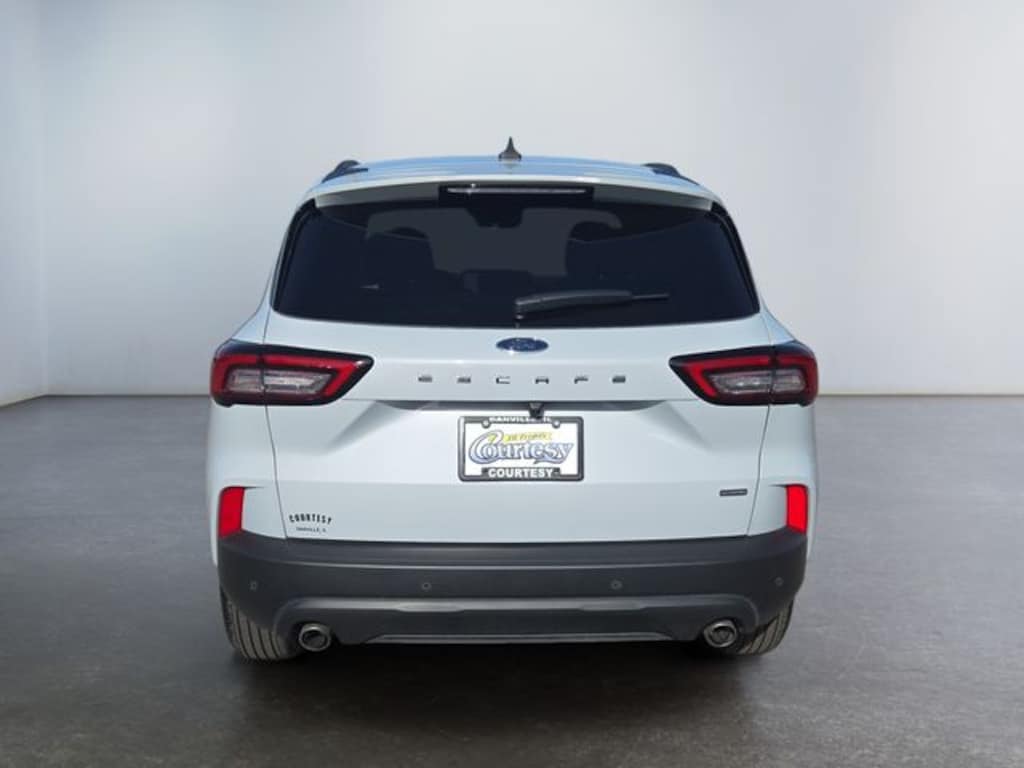 Used 2025 Ford Escape Hybrid ST-Line SUV