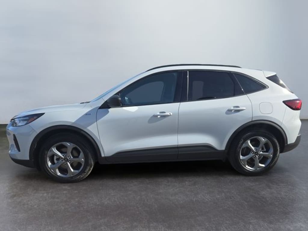 Used 2025 Ford Escape Hybrid ST-Line SUV