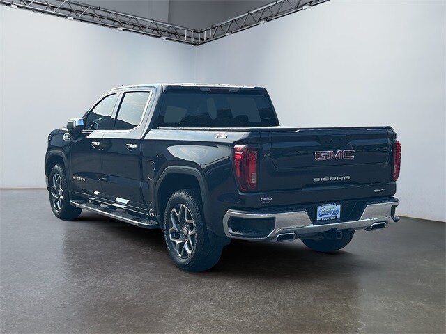 2023 Gmc Sierra 1500 SLT photo 3