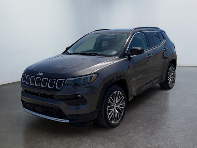 2022 Jeep Compass Limited 4X4's photo