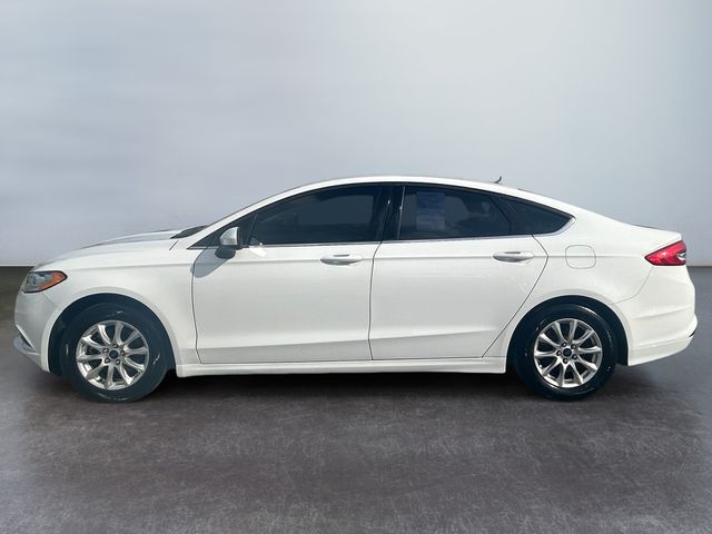 Used 2017 Ford Fusion S with VIN 3FA6P0G76HR294384 for sale in Danville, IL