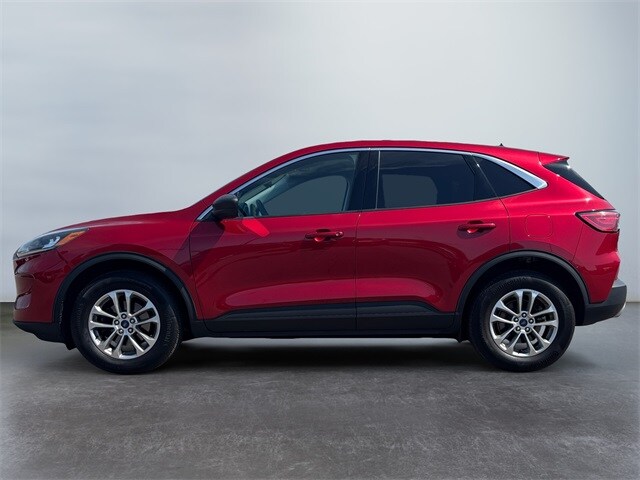 2022 Ford Escape SE photo 2