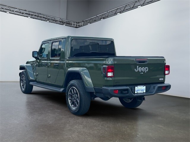 2021 Jeep Gladiator Overland photo 3