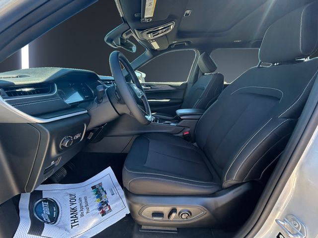 2025 Jeep Grand Cherokee L Laredo - Photo 9