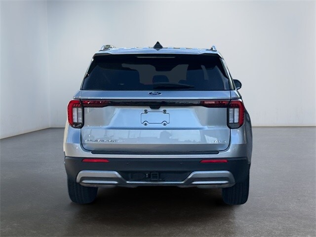2025 Ford Explorer Platinum photo 4