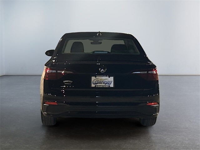 2024 Volkswagen Jetta 1.5T S photo 4