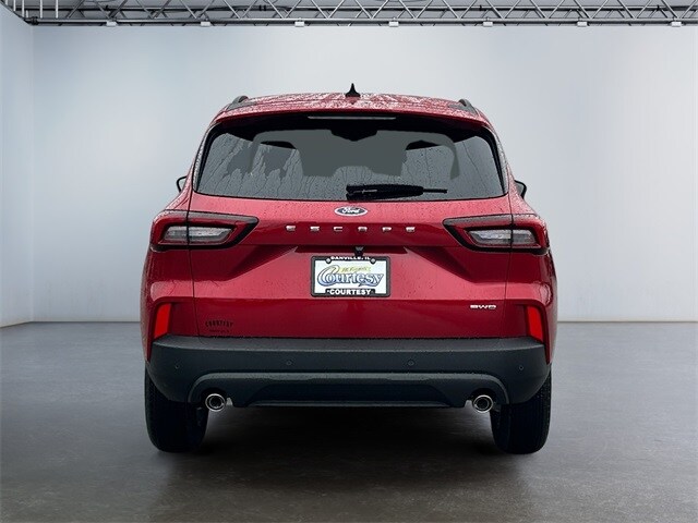 2026 Ford Escape ST-Line photo 4