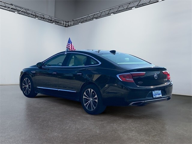 2019 Buick LaCrosse Essence photo 3