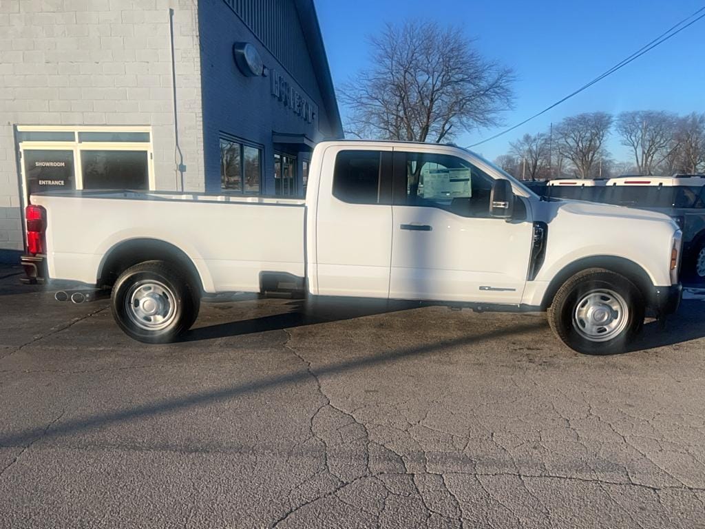 New 2024 Ford F-350 XL Truck Super Cab