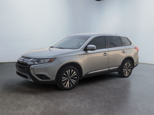 2020 Mitsubishi Outlander