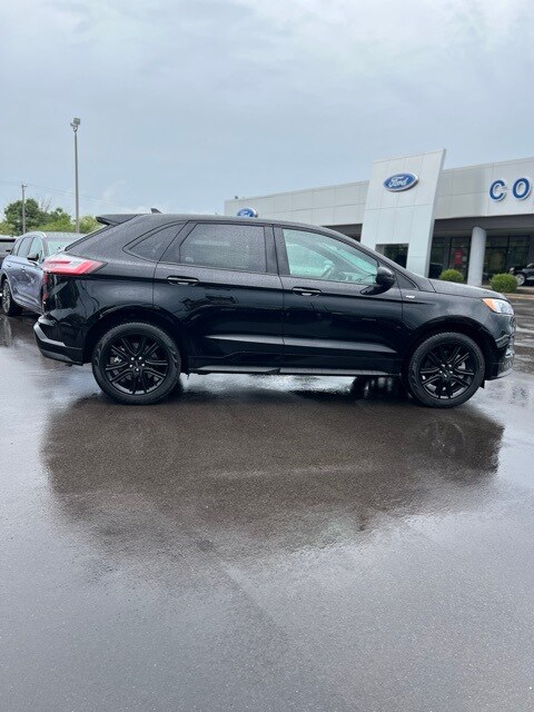 Used 2024 Ford Edge ST-Line with VIN 2FMPK4J9XRBA40882 for sale in Danville, IL