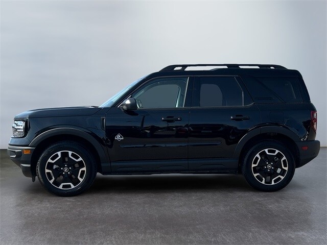 2024 Ford Bronco Sport Outer Banks photo 2