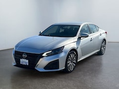 2023 Nissan Altima 2.5 SV Sedan