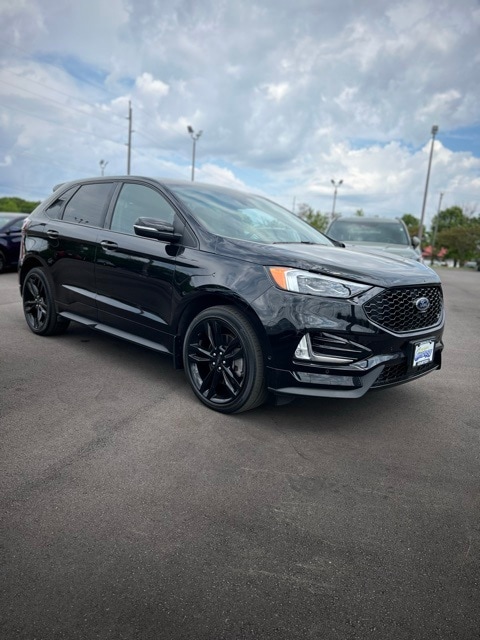 Used 2022 Ford Edge ST with VIN 2FMPK4AP2NBA18528 for sale in Danville, IL