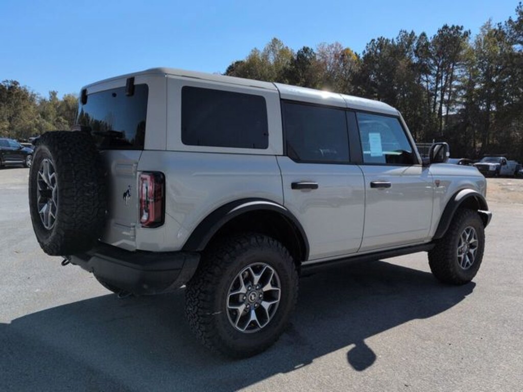 New 2025 Ford Bronco Badlands SUV