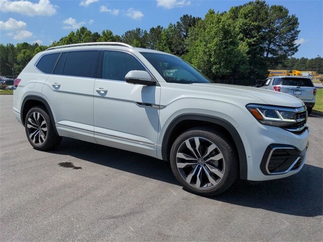 Certified 2021 Volkswagen Atlas SEL Premium R-Line with VIN 1V2FR2CAXMC569280 for sale in Conyers, GA