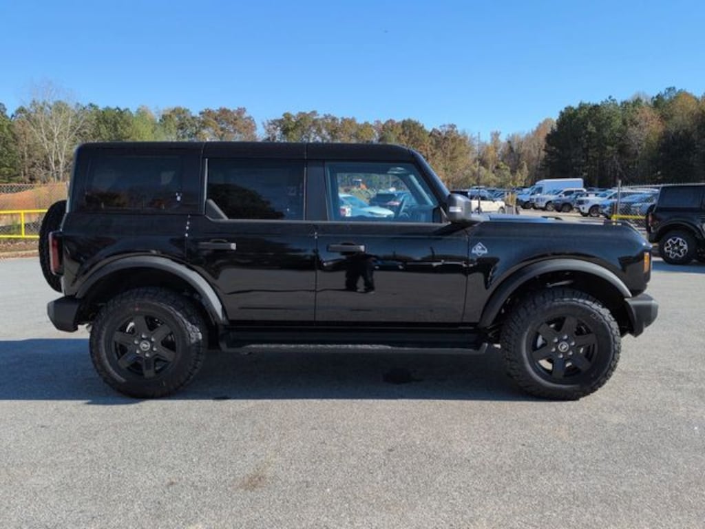 New 2025 Ford Bronco Outer Banks SUV