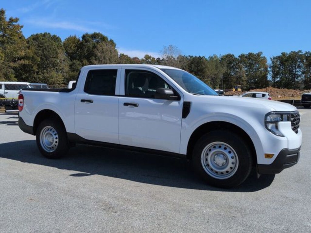 New 2025 Ford Maverick XL Truck SuperCrew