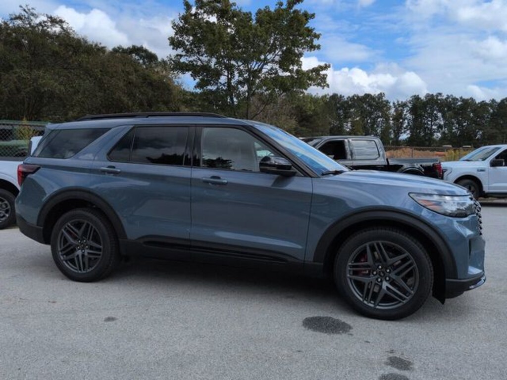 New 2025 Ford Explorer ST SUV