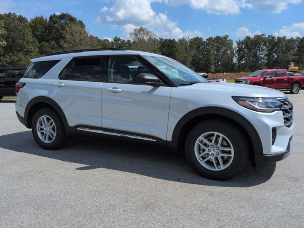 New 2025 Ford Explorer Active SUV
