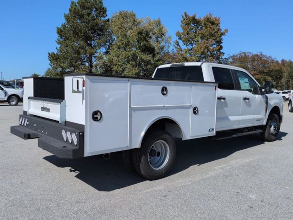 New 2025 Ford F-350 Chassis Truck Crew Cab