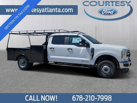 2025 Ford F-350 Chassis Truck Crew Cab