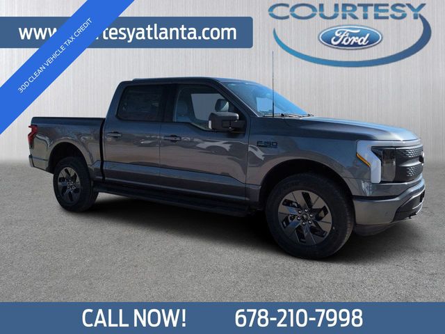 2025 Ford F-150 Lightning Flash's photo