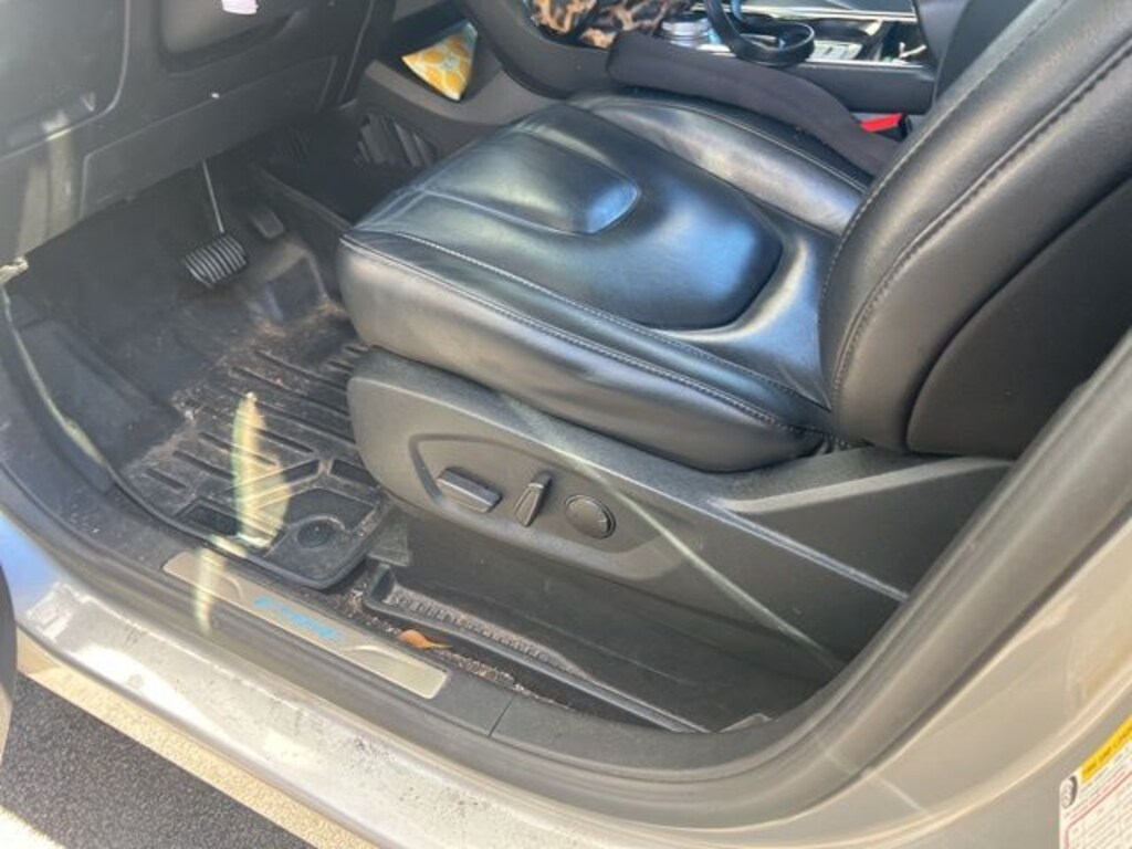 Certified 2020 Ford Edge Titanium SUV