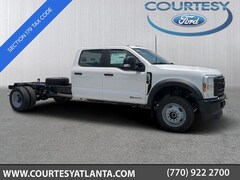 2025 Ford F-550 Chassis Truck Crew Cab