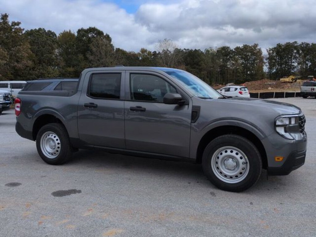 New 2025 Ford Maverick XL Truck SuperCrew