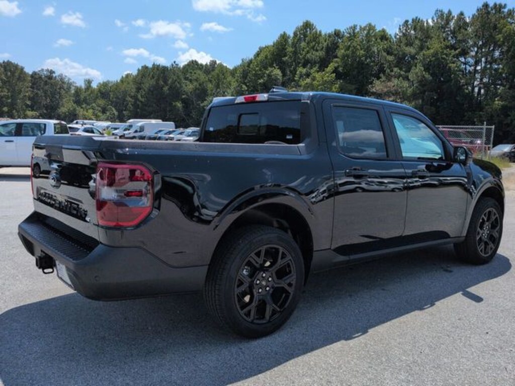 New 2025 Ford Maverick Lariat Truck SuperCrew