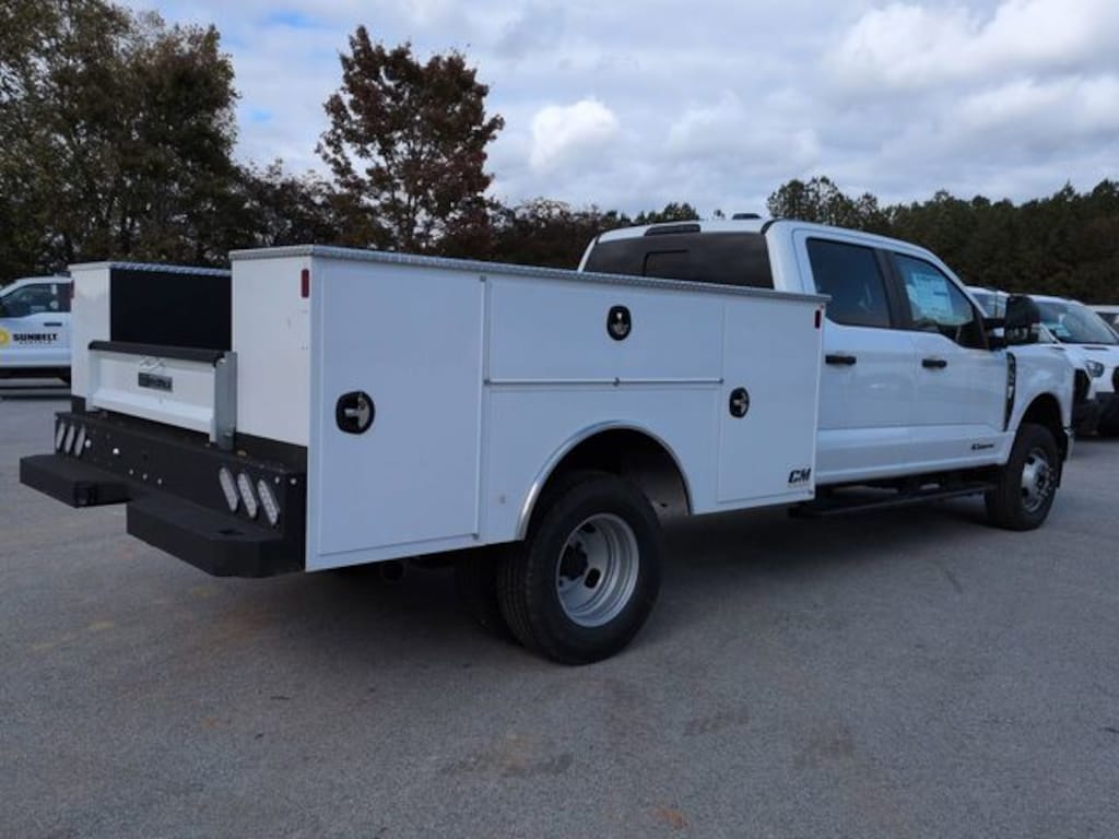 New 2025 Ford F-350 Chassis Truck Crew Cab