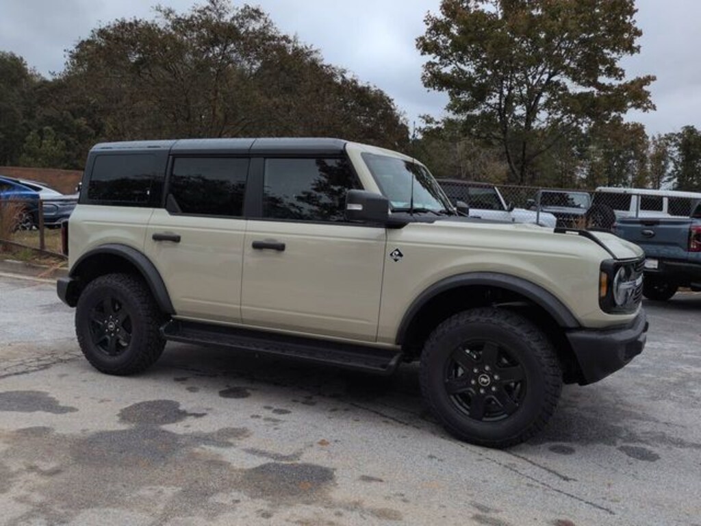 New 2025 Ford Bronco Outer Banks SUV