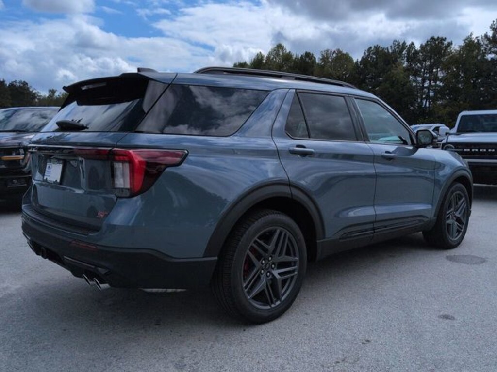 New 2025 Ford Explorer ST SUV