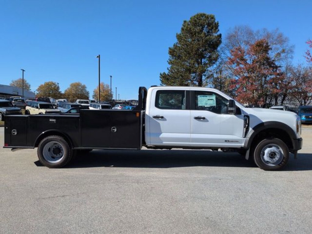 New 2025 Ford F-550 Chassis Truck Crew Cab