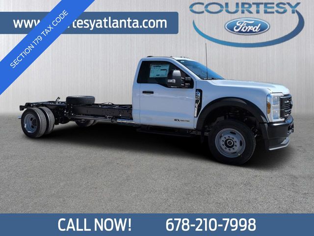 2026 Ford F-550 Super Duty Chassis Cab XL