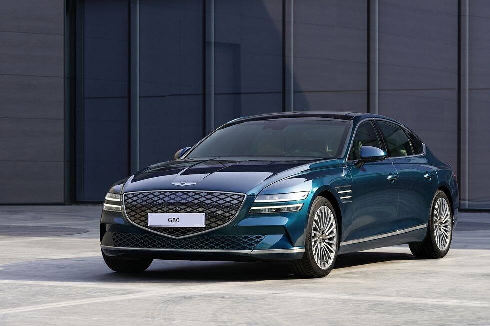 2022 Genesis Electrified G80 Front