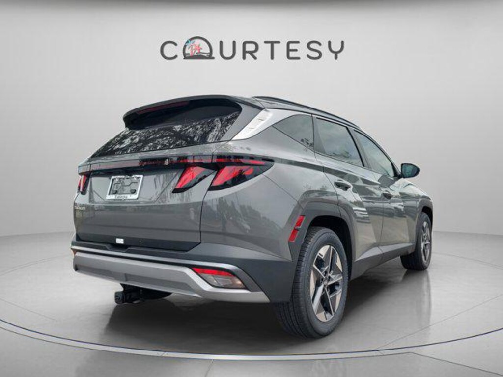 New 2026 Hyundai Tucson SEL FWD SUV