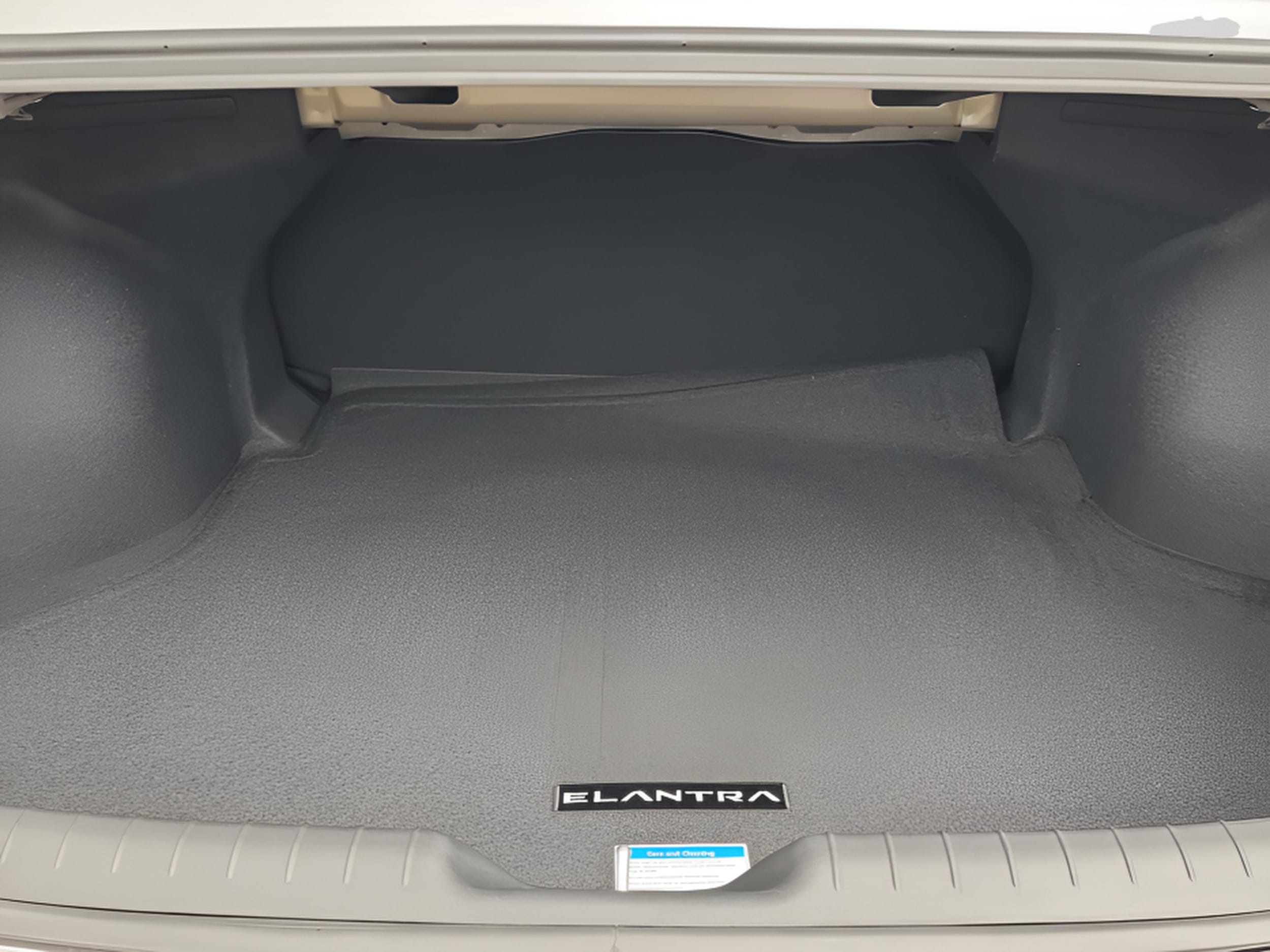 2025 Hyundai Elantra Blue - Photo 29