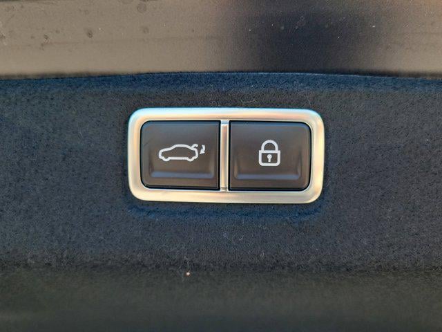 2025 Hyundai Sonata Hybrid Limited - Photo 10