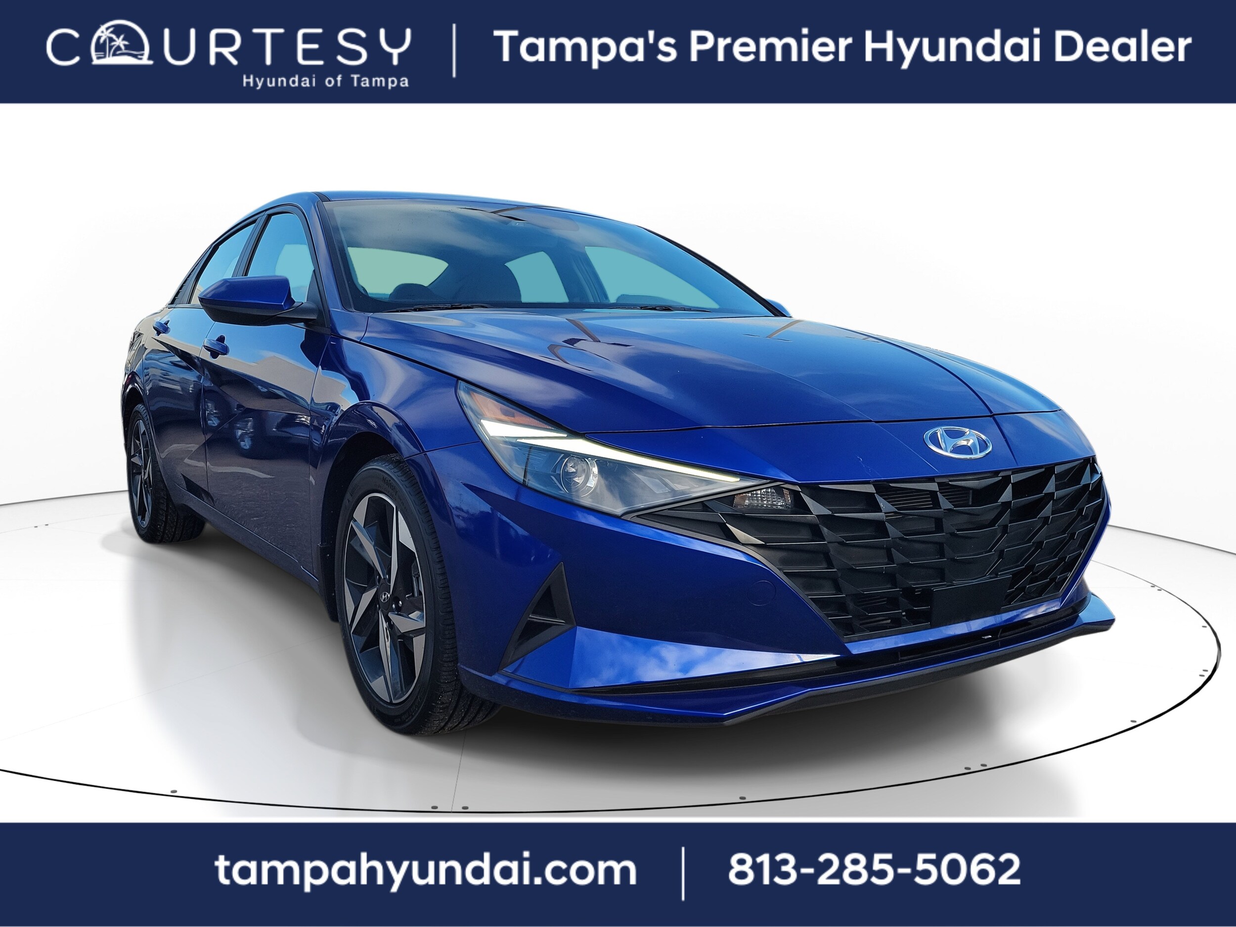 2023 Hyundai Elantra SEL photo 2