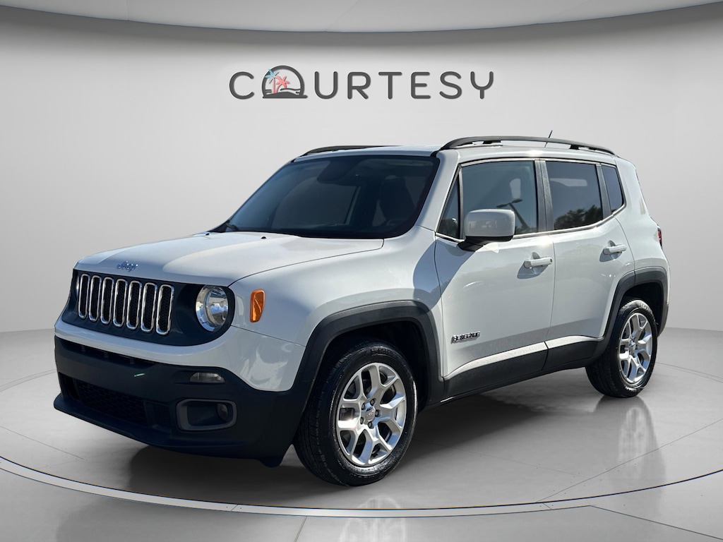 Used 2017 Jeep Renegade Latitude FWD SUV