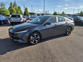 2023 Hyundai Elantra SEL Sedan