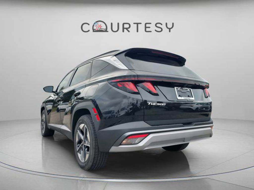 New 2026 Hyundai Tucson SEL FWD SUV