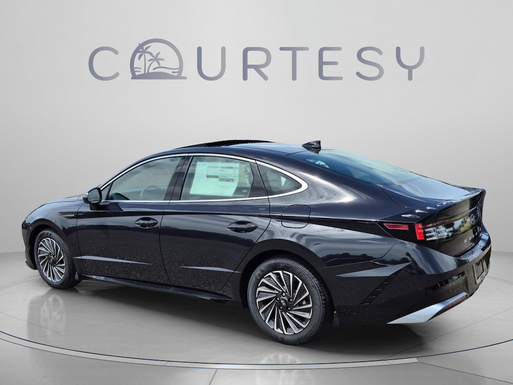 New 2026 Hyundai Sonata Hybrid SEL Sedan