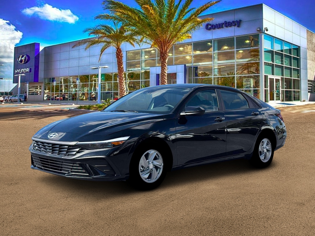 New 2026 Hyundai Elantra SE Sedan