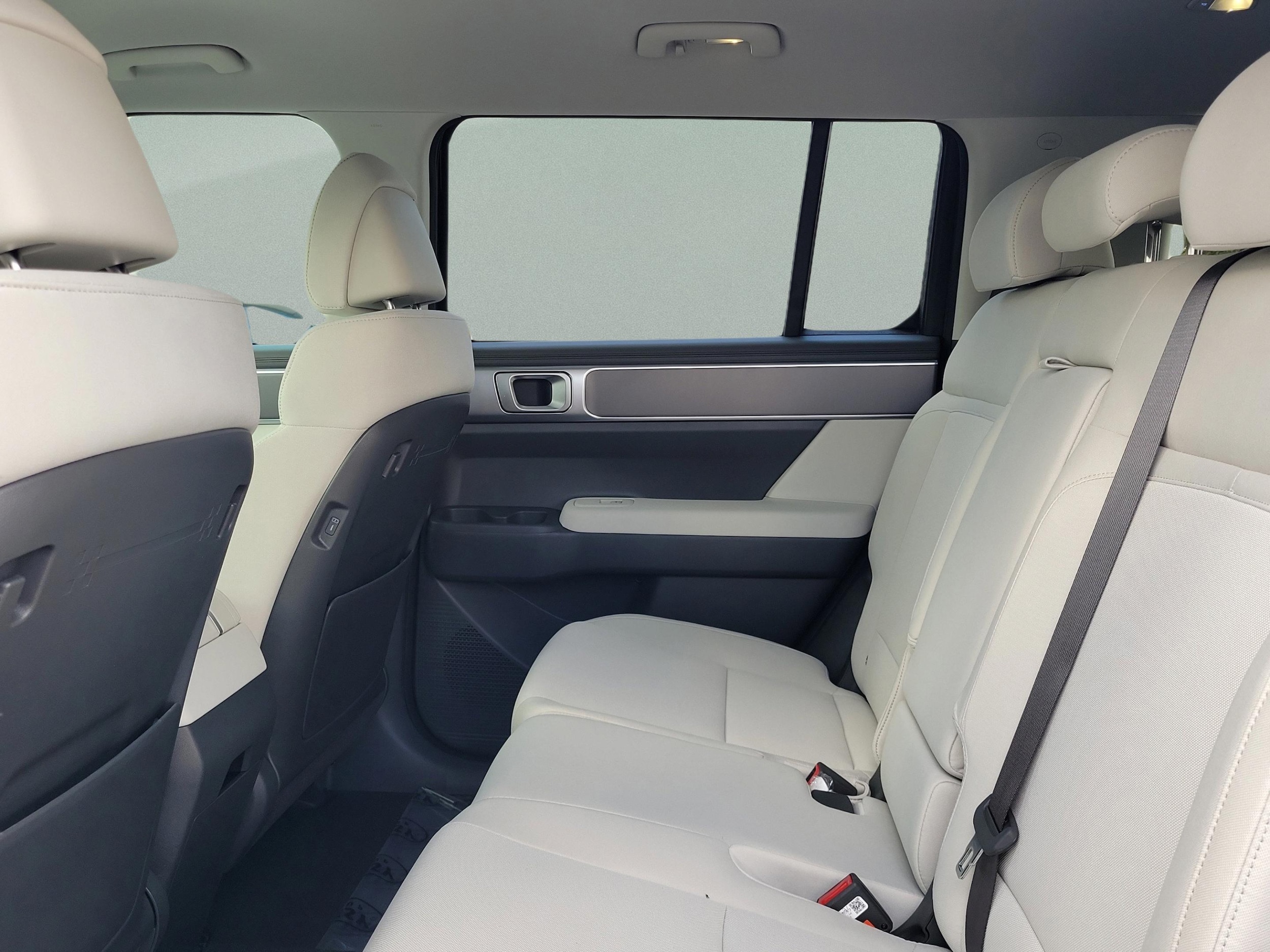 2026 Hyundai Santa Fe SE - Photo 25