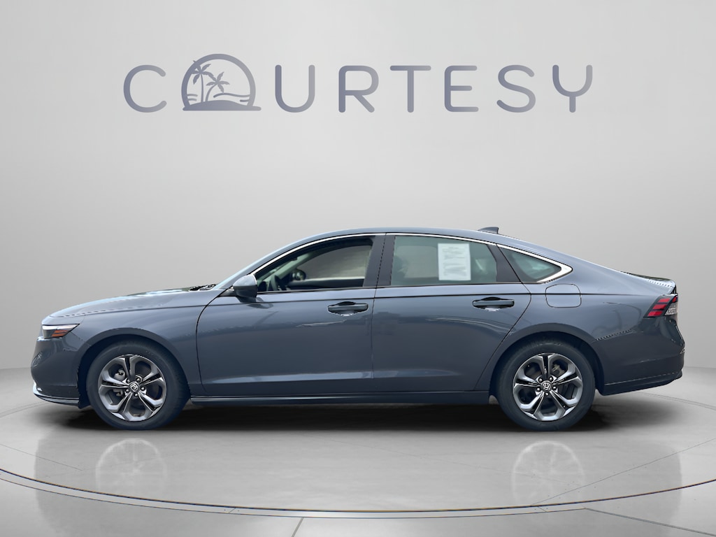 Used 2023 Honda Accord EX Sedan