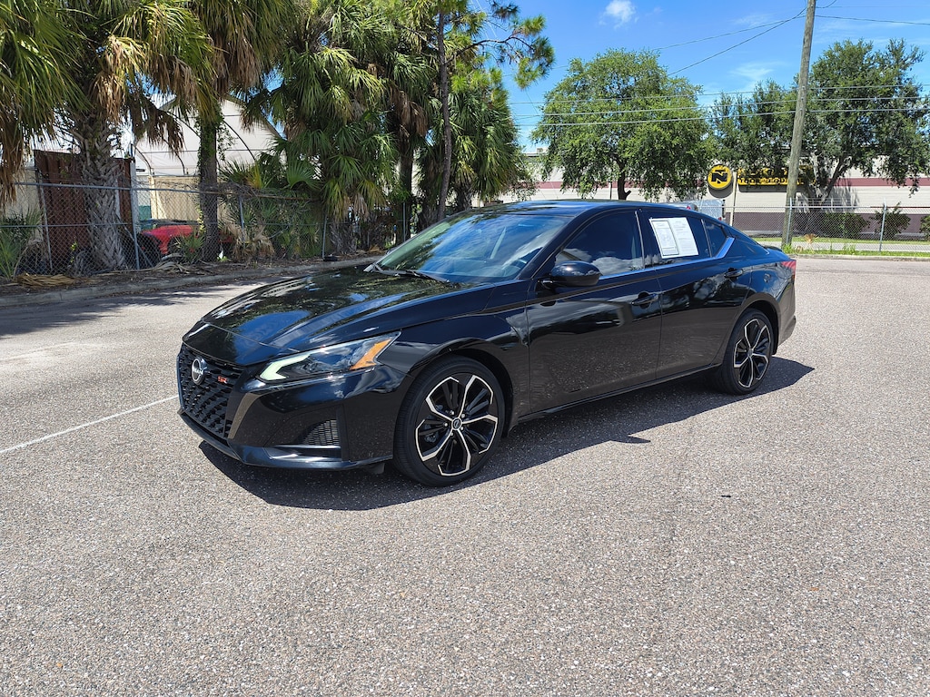Used 2023 Nissan Altima 2.5 SR Sedan
